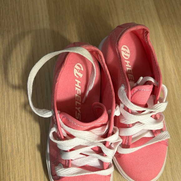 Heelys Kids Pink Skate Shoes - Picture 6 of 8